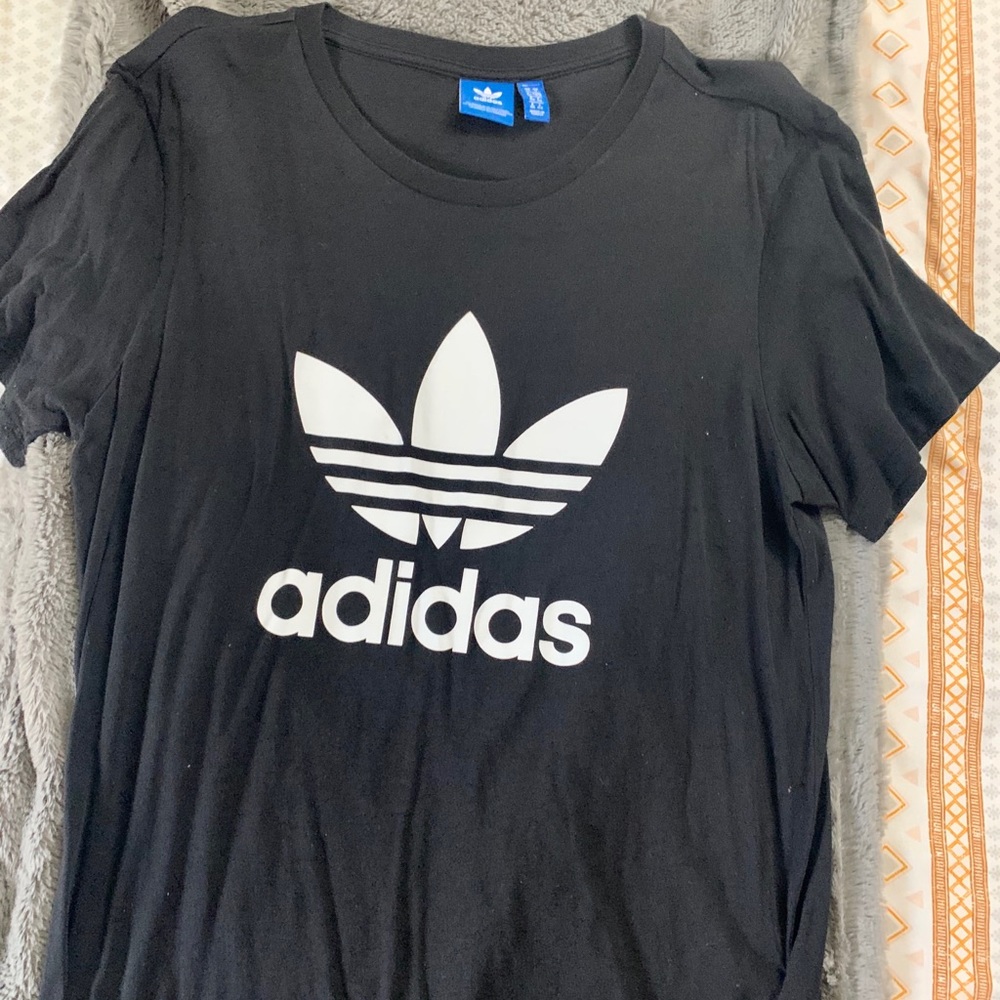 ADIDAS ORIGINALS TSHIRT